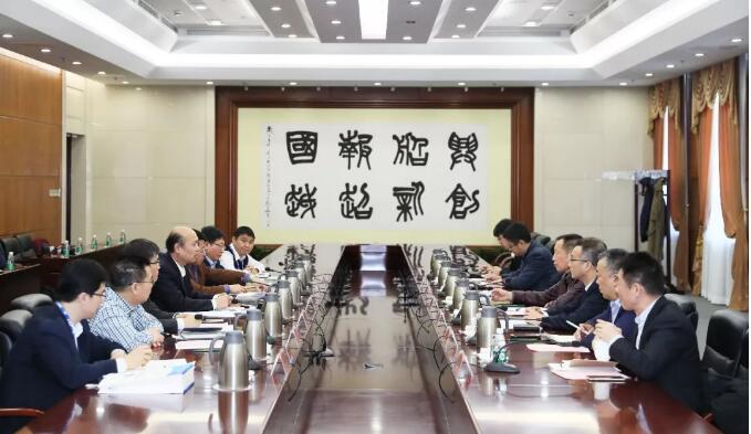 冯永强会见上海电气集团副总裁吕亚臣、陈干锦一行 